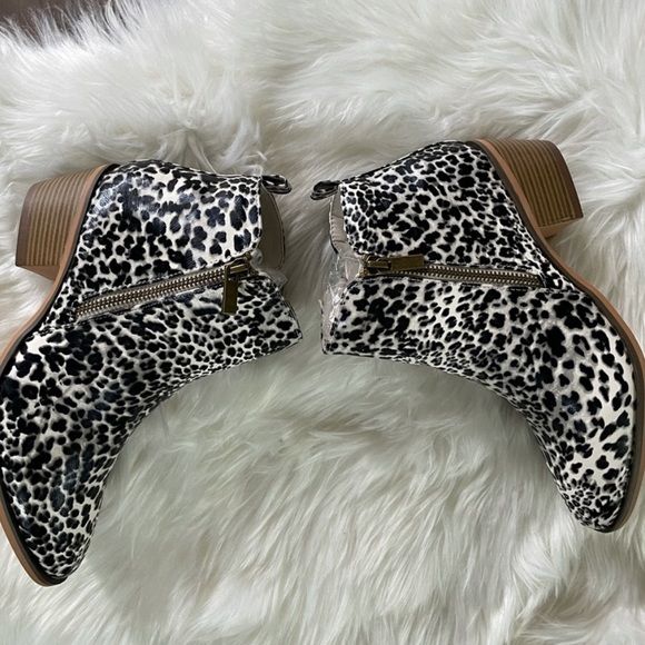 Leopard Booties Size 6.5 NWT - Picture 9 of 14